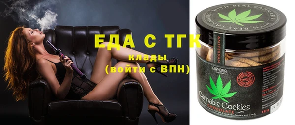 твердый Аксай